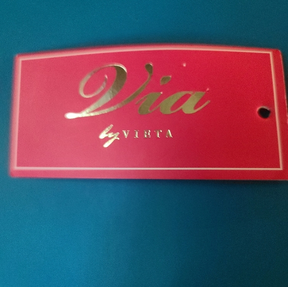 Via by Vieta HOST PICK! 🎈🎉✨️NWT gorgeous structured teal handbag 9x9x3.5 - Picture 6 of 8